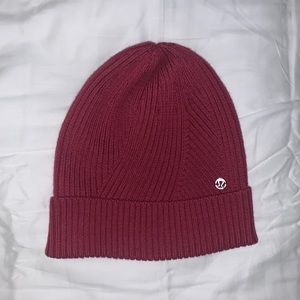 Lululemon TWIST OF COZY KNIT BEANIE